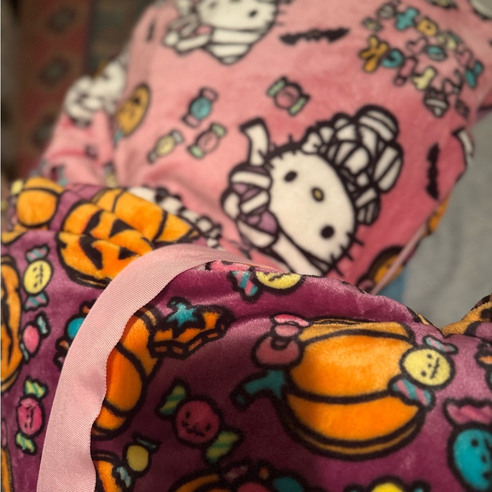 So Beautiful Hello Kitty Halloween Two Pack Blanket. NWT